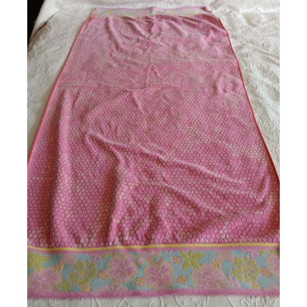 VTG Terrisol Karsten Beach Towel India Pastel Colors Beach  Hibiscus Flower Pink